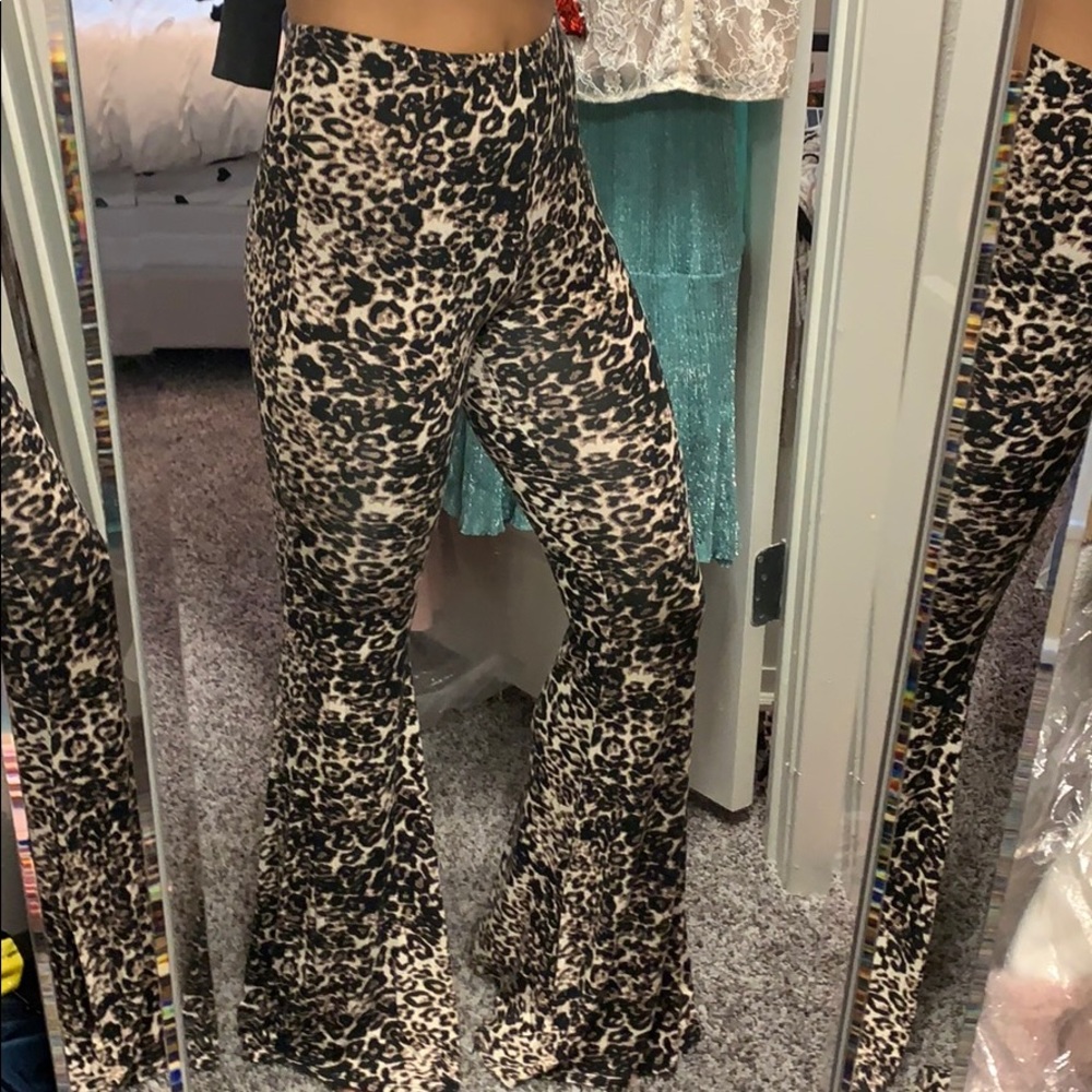 High waisted stretchy cheetah flare pants